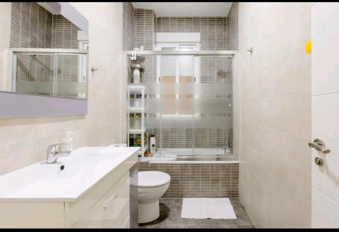 Comoda Habitacion Μαδρίτη Εξωτερικό φωτογραφία
